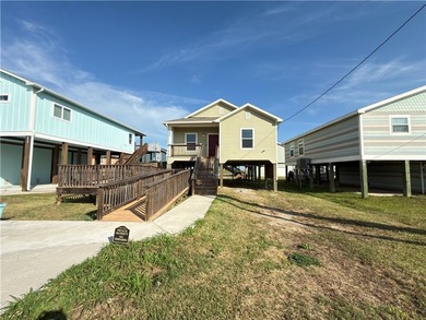 Beach Home For Sale in Rockport, Texas