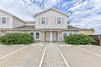 Beach Townhome/Townhouse For Sale in Corpus Christi, Texas