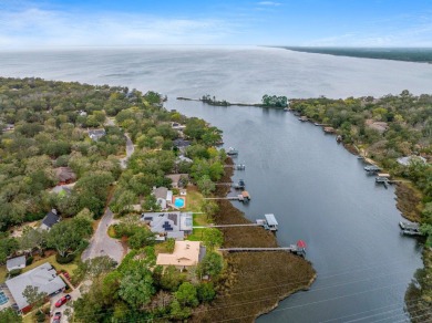 Beach Home For Sale in Navarre, Florida