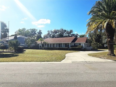 Beach Home For Sale in Bradenton, Florida