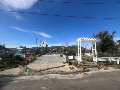 Beach Lot For Sale in Pacific Palisades, California