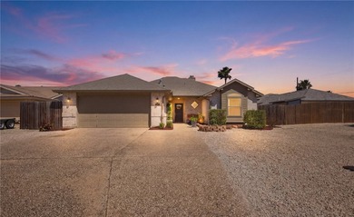 Beach Home For Sale in Corpus Christi, Texas