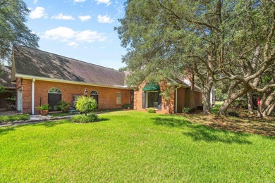 Beach Home Sale Pending in Niceville, Florida