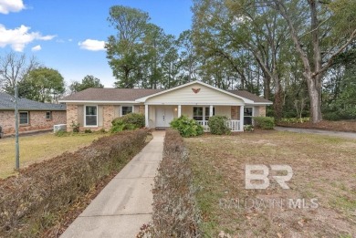 Beach Home For Sale in Daphne, Alabama