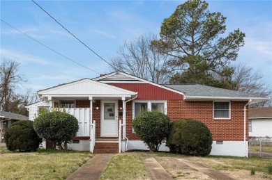 Beach Home For Sale in Hampton, Virginia