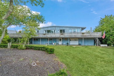 Beach Home For Sale in Oak Beach, New York