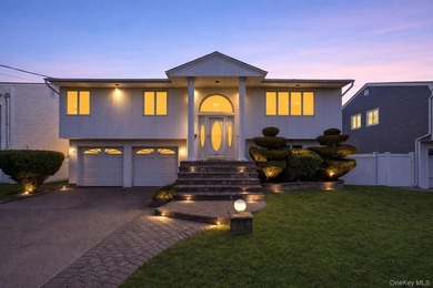 Beach Home For Sale in Oceanside, New York