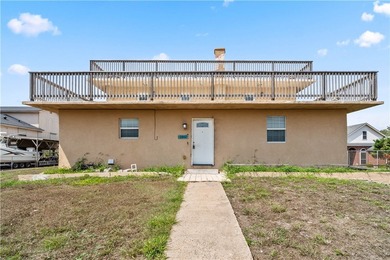 Beach Home For Sale in Corpus Christi, Texas
