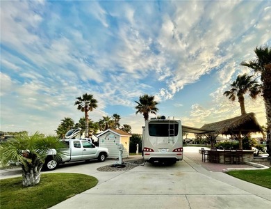 Beach Lot Sale Pending in Port Aransas, Texas