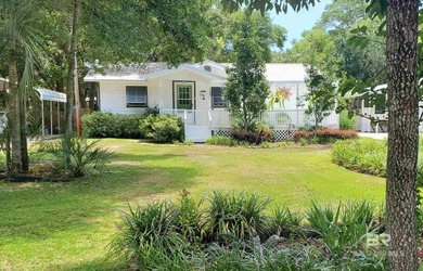 Beach Home For Sale in Gulf Shores, Alabama