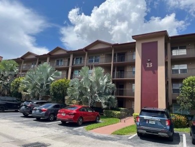 Beach Condo For Sale in Pembroke Pines, Florida