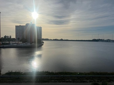 Beach Condo For Sale in Miami, Florida