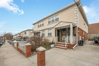 Beach Home For Sale in College Point, New York