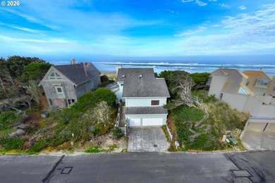 Beach Home For Sale in Florence, Oregon