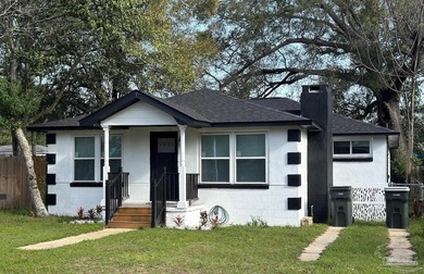 Beach Home For Sale in Pensacola, Florida