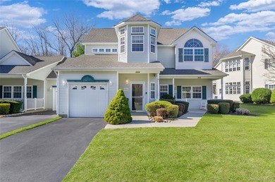 Beach Condo For Sale in Riverhead, New York