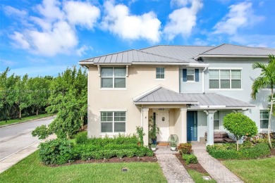 Beach Townhome/Townhouse For Sale in Hollywood, Florida