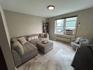Beach Apartment For Sale in Beechhurst, New York