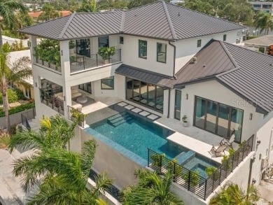 Beach Home For Sale in St. Petersburg, Florida