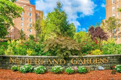 Beach Home For Sale in Bronx, New York