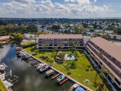 Beach Condo For Sale in Bradenton, Florida