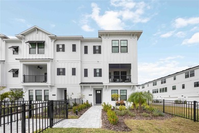 Beach Townhome/Townhouse Sale Pending in Sarasota, Florida