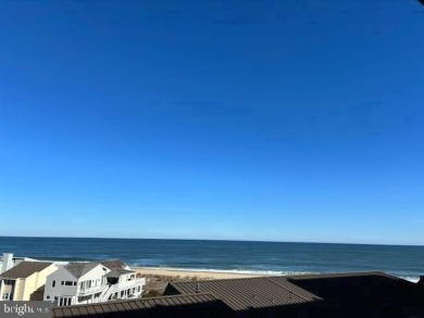 Beach Condo For Sale in Bethany Beach, Delaware