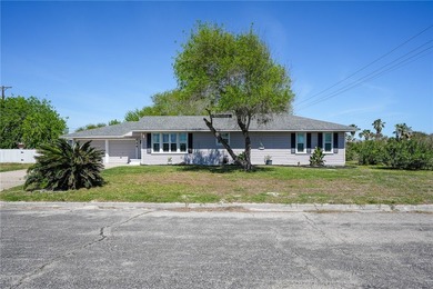 Beach Home For Sale in Aransas Pass, Texas
