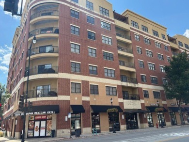 Beach Home For Sale in Skokie, Illinois