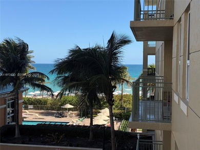 Beach Condo For Sale in Hallandale Beach, Florida
