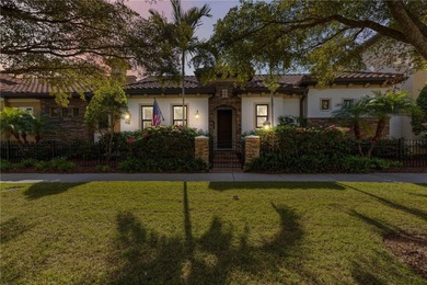 Beach Home For Sale in Venice, Florida