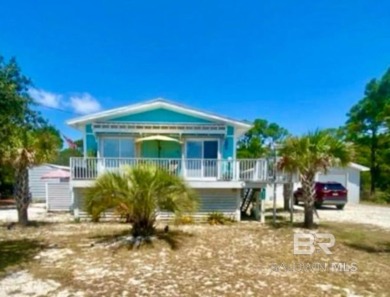 Beach Home For Sale in Gulf Shores, Alabama