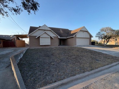 Beach Home For Sale in Corpus Christi, Texas