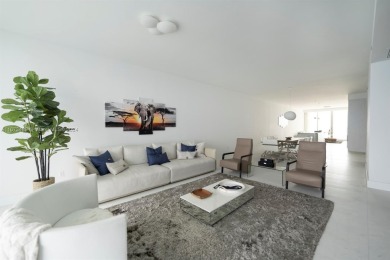 Beach Condo For Sale in Sunny Isles Beach, Florida