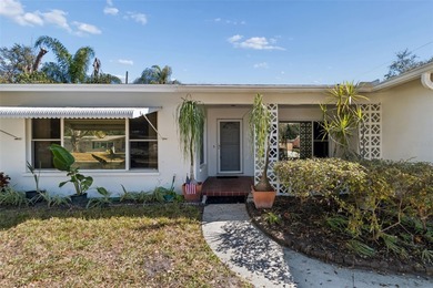 Beach Home Sale Pending in Clearwater, Florida