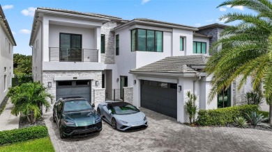 Beach Home For Sale in Boca Raton, Florida