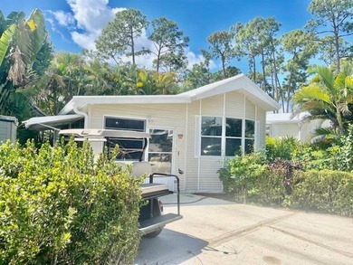 Beach Home For Sale in Fort Myers, Florida