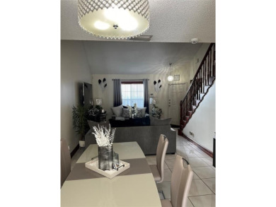 Beach Townhome/Townhouse For Sale in Deerfield Beach, Florida