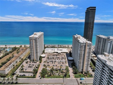 Beach Condo For Sale in Hallandale Beach, Florida