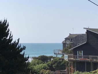 Beach Lot Off Market in Depoe Bay, Oregon