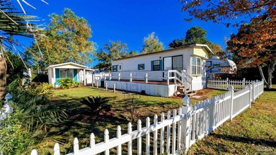 Beach Home For Sale in Lillian, Alabama