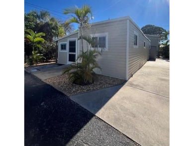 Beach Home For Sale in Bradenton, Florida