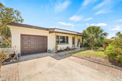 Beach Home Sale Pending in Redington Shores, Florida