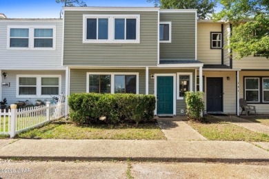 Beach Townhome/Townhouse Sale Pending in Panama City, Florida
