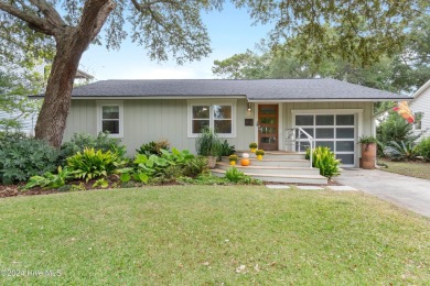 Beach Home For Sale in Oak Island, North Carolina