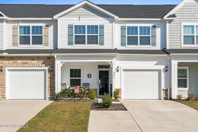 Beach Townhome/Townhouse For Sale in Calabash, North Carolina