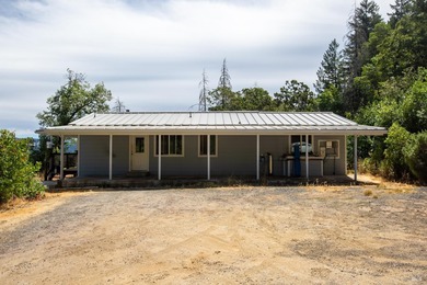 Beach Home For Sale in Willits, California