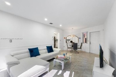 Beach Condo For Sale in Miami, Florida