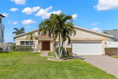 Beach Home Sale Pending in Treasure Island, Florida