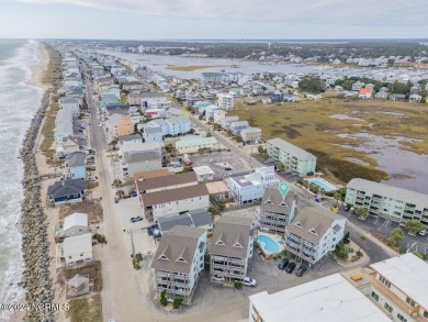 Beach Condo For Sale in Carolina Beach, North Carolina